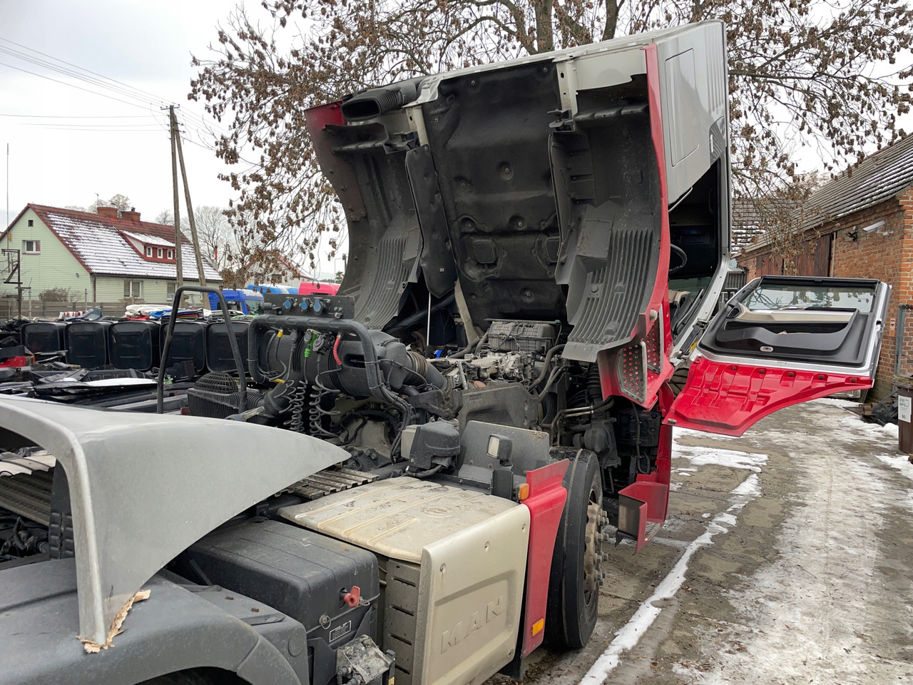 GOŁA KABINA MAN TGX XLX 2019 ROK LIFT ŚRODEK BEŻOWY EURO 6 - Кабина для Грузовиков: фото 5 GOŁA KABINA MAN TGX XLX 2019 ROK LIFT ŚRODEK BEŻOWY EURO 6 - Кабина для Грузовиков: фото 5