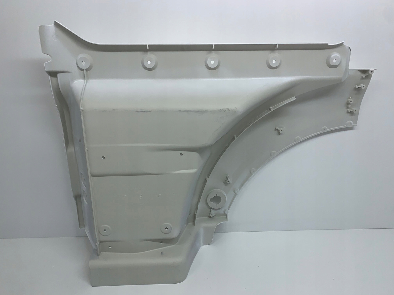 STOPNICA STOPIEŃ MAN TGX EURO 6 RAL 9010 NR 1811 - Дверь и запчасти для Грузовиков: фото 2 STOPNICA STOPIEŃ MAN TGX EURO 6 RAL 9010 NR 1811 - Дверь и запчасти для Грузовиков: фото 2