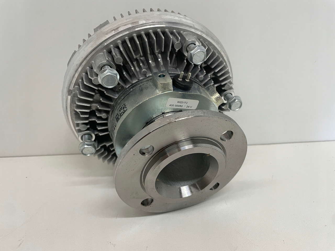 WISCOZA SPRZĘGŁO WISKOTYCZNE WENTYLATOR MAN TGA D28 D 28 51066300115 - Вентилятор для Грузовиков: фото 3 WISCOZA SPRZĘGŁO WISKOTYCZNE WENTYLATOR MAN TGA D28 D 28 51066300115 - Вентилятор для Грузовиков: фото 3