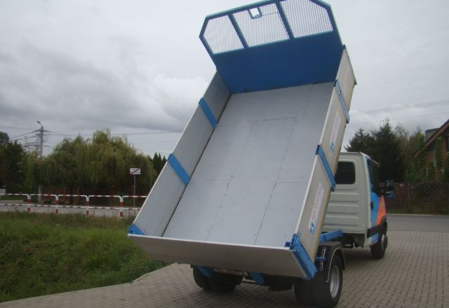 Iveco DAILY 70 C 15 3.0TDI 3.5T 3.65M WYWROTKA - Малотоннажный самосвал: фото 5 Iveco DAILY 70 C 15 3.0TDI 3.5T 3.65M WYWROTKA - Малотоннажный самосвал: фото 5