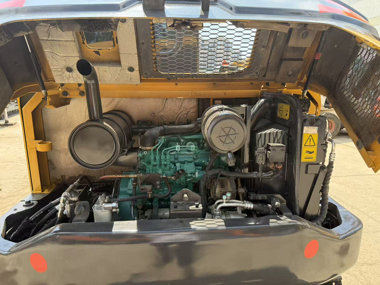 VOLVO EC55D - Мини-экскаватор: фото 3 VOLVO EC55D - Мини-экскаватор: фото 3