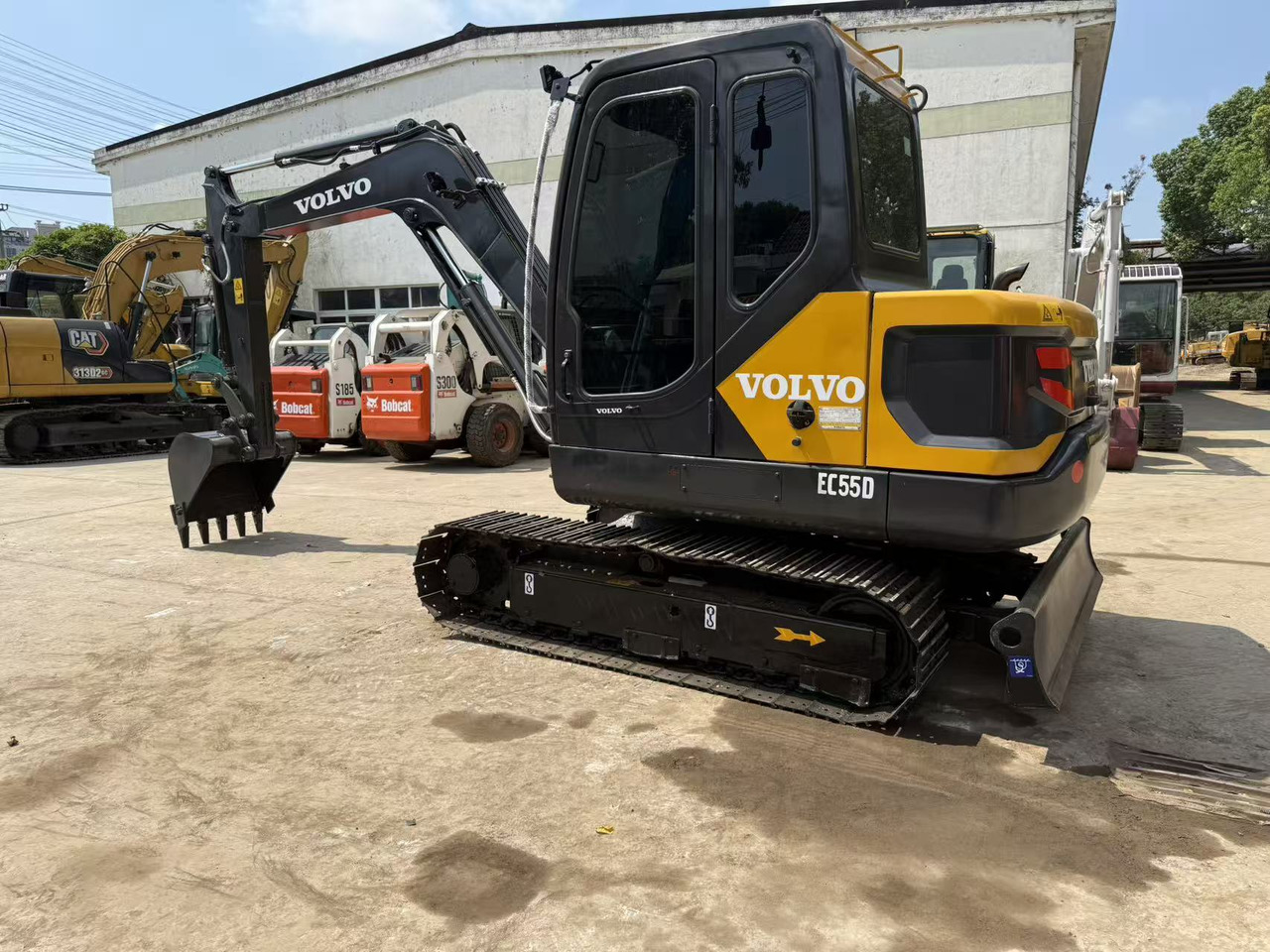 VOLVO EC55D - Мини-экскаватор: фото 1 VOLVO EC55D - Мини-экскаватор: фото 1