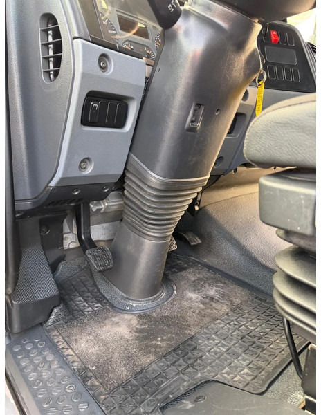 Mercedes-Benz Atego 816 - Грузовик бортовой/ Платформа: фото 4 Mercedes-Benz Atego 816 - Грузовик бортовой/ Платформа: фото 4