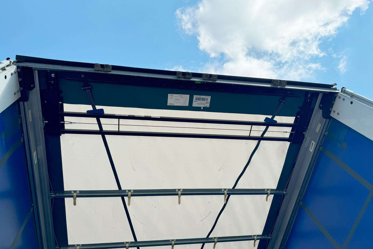 Тентованный полуприцеп Krone SD: фото 7