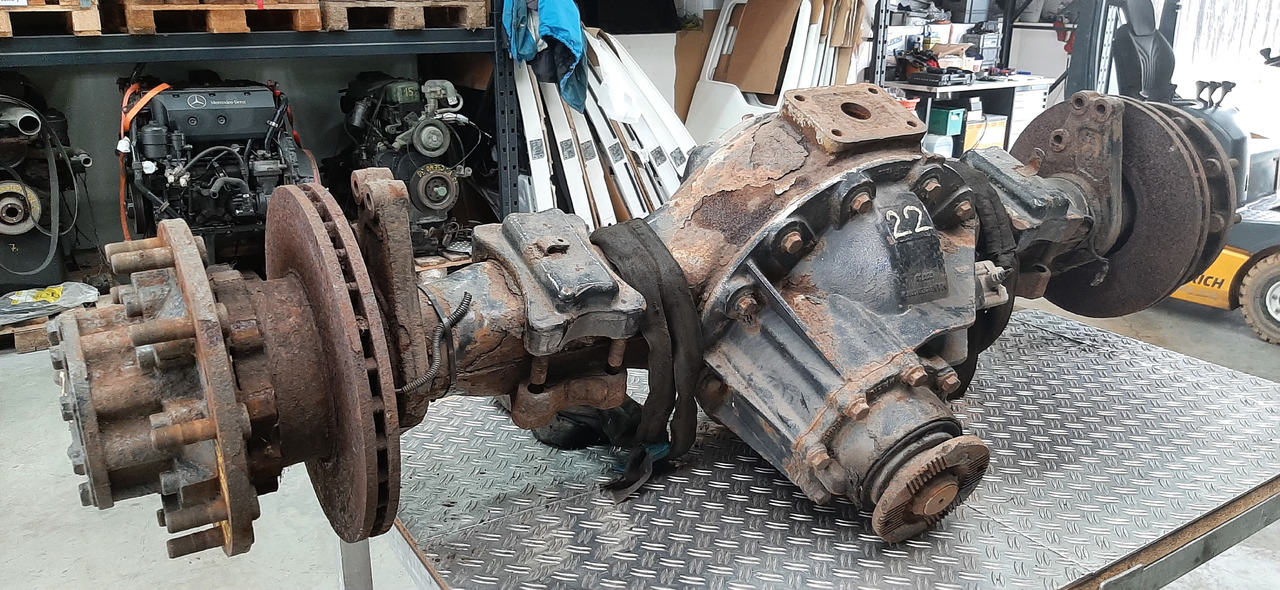 Gebrauchte MAN TGA 18.360 Hypoidachse, 13 Tonnen, Artikel - Nr. : 81.35010 - 6132 - Задняя ось для Грузовиков: фото 3 Gebrauchte MAN TGA 18.360 Hypoidachse, 13 Tonnen, Artikel - Nr. : 81.35010 - 6132 - Задняя ось для Грузовиков: фото 3