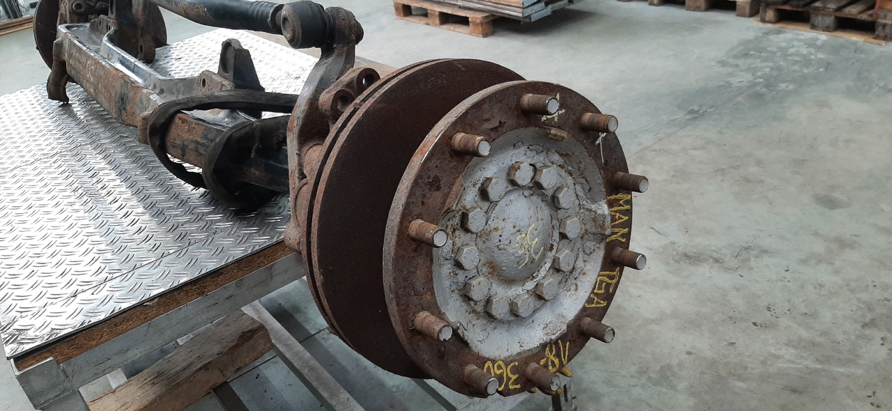 Gebrauchte MAN TGA 18.360, Vorderachse, Artikel - Nr. : 81.44001 - 7043 - Передняя ось для Грузовиков: фото 1 Gebrauchte MAN TGA 18.360, Vorderachse, Artikel - Nr. : 81.44001 - 7043 - Передняя ось для Грузовиков: фото 1