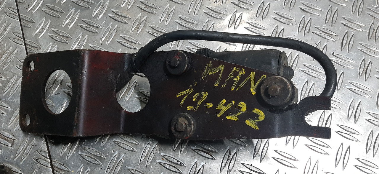 Gebrauchter MAN 19.422 und 24.302 Wischermotor, Artikel - Nr. : 81.99999 - 9999 - Щетка стеклоочистителя для Грузовиков: фото 5 Gebrauchter MAN 19.422 und 24.302 Wischermotor, Artikel - Nr. : 81.99999 - 9999 - Щетка стеклоочистителя для Грузовиков: фото 5