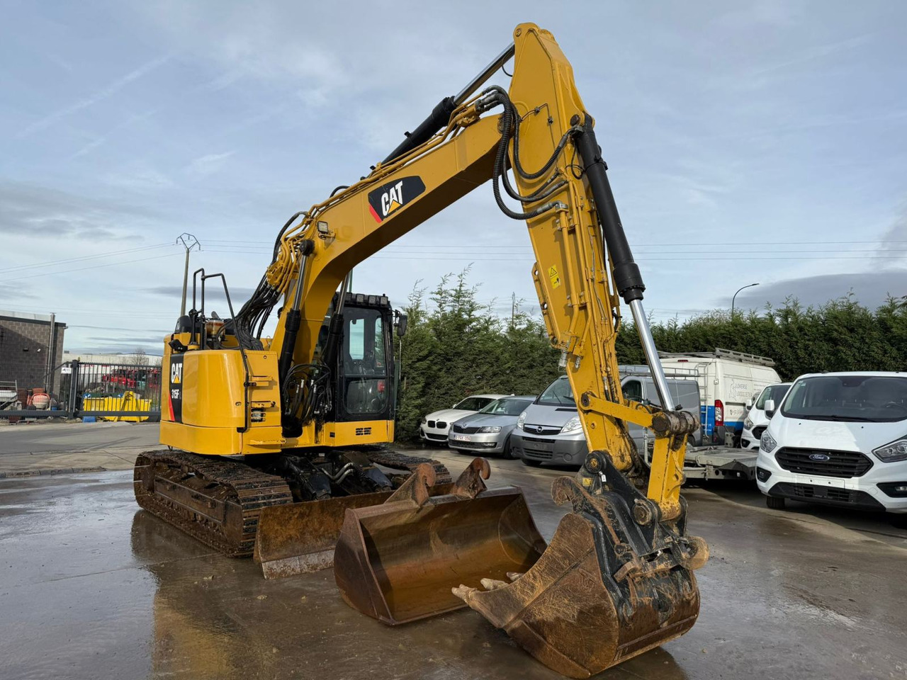 CAT 315 - Гусеничный экскаватор: фото 1 CAT 315 - Гусеничный экскаватор: фото 1