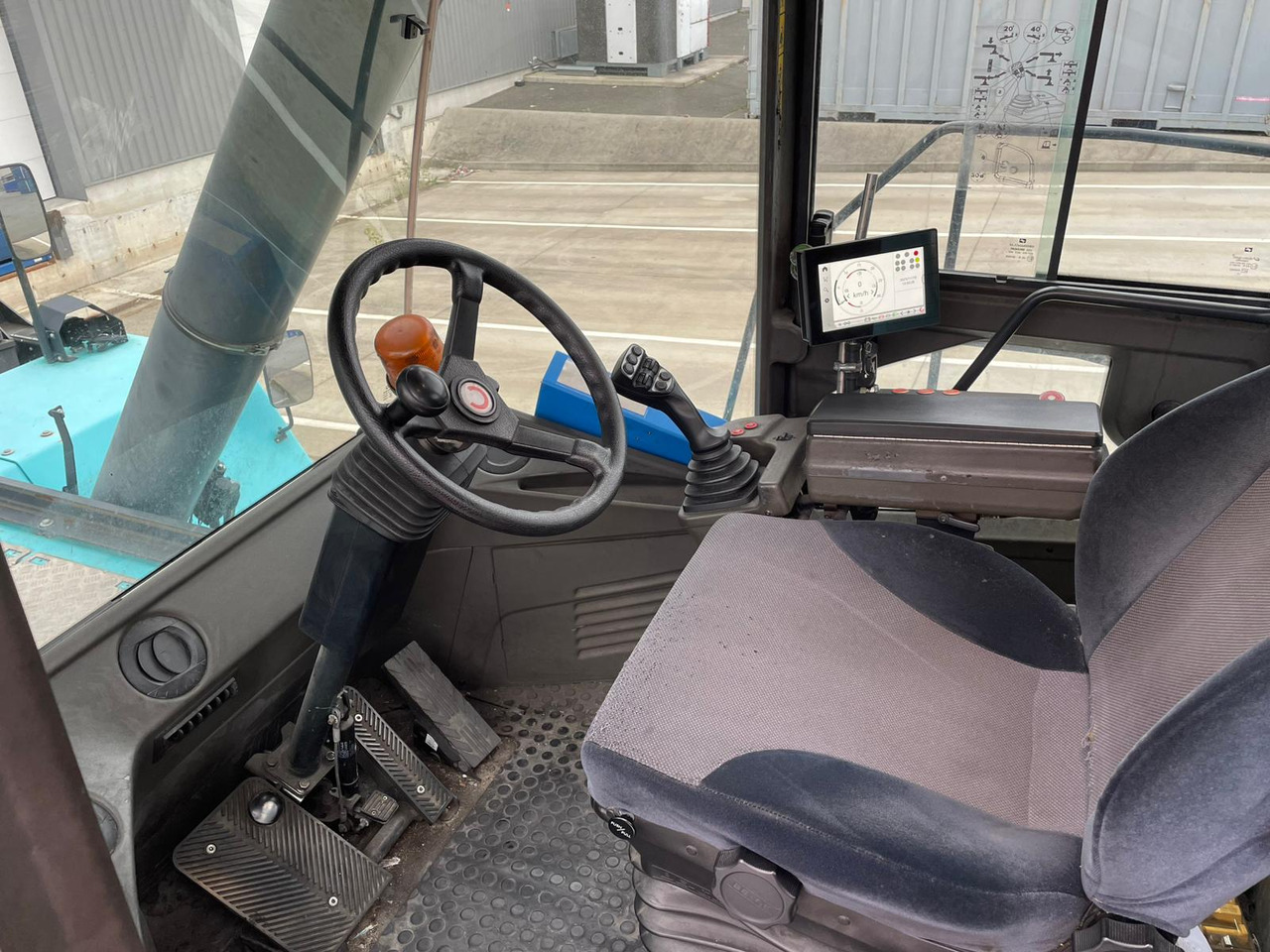 KONECRANES SMV 4123 CC5 - Ричстакер: фото 3 KONECRANES SMV 4123 CC5 - Ричстакер: фото 3