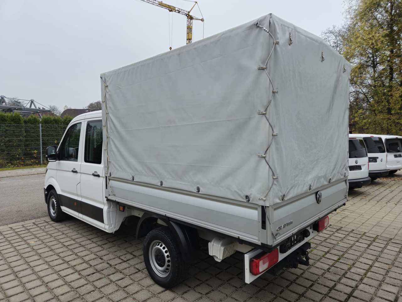 VOLKSWAGEN Crafter Pritsche 35 DOKA mittellang 4MOTION - Тентованный фургон: фото 5 VOLKSWAGEN Crafter Pritsche 35 DOKA mittellang 4MOTION - Тентованный фургон: фото 5