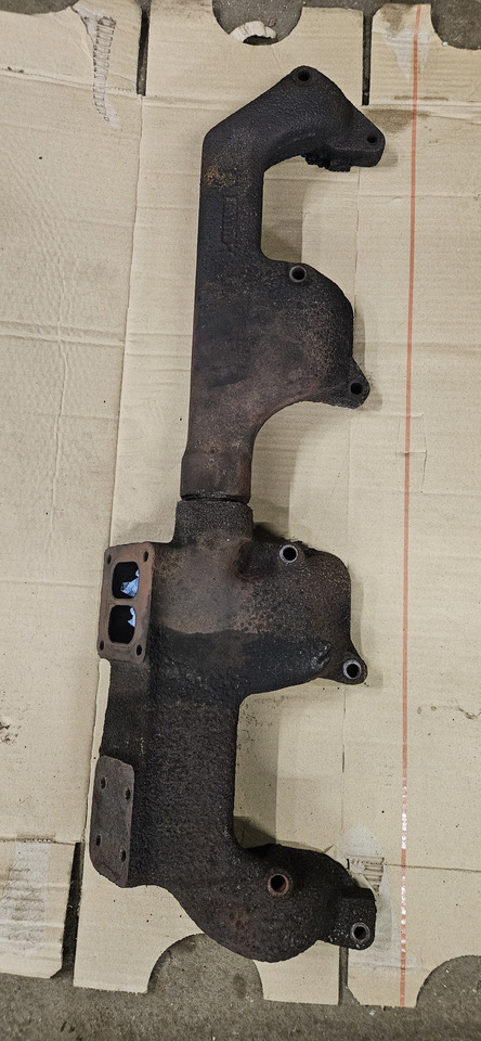 John deere R86029 - Выпускной коллектор: фото 1 John deere R86029 - Выпускной коллектор: фото 1