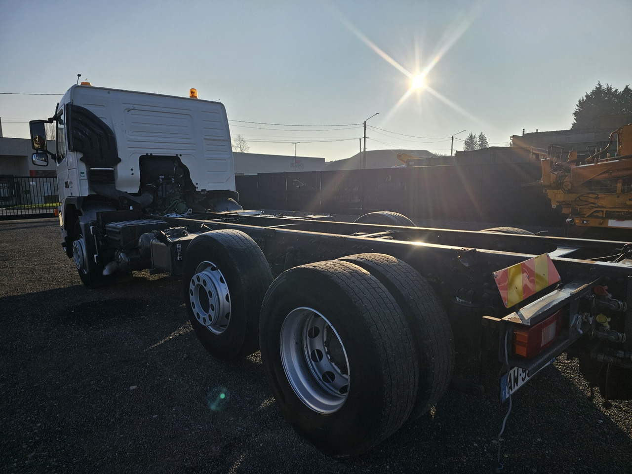 VOLVO FM400 - Грузовик-шасси: фото 4 VOLVO FM400 - Грузовик-шасси: фото 4