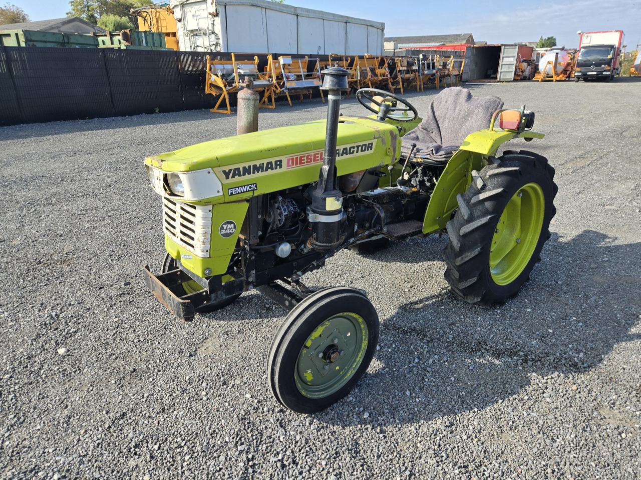 Yanmar YM240 - Минитрактор: фото 3 Yanmar YM240 - Минитрактор: фото 3