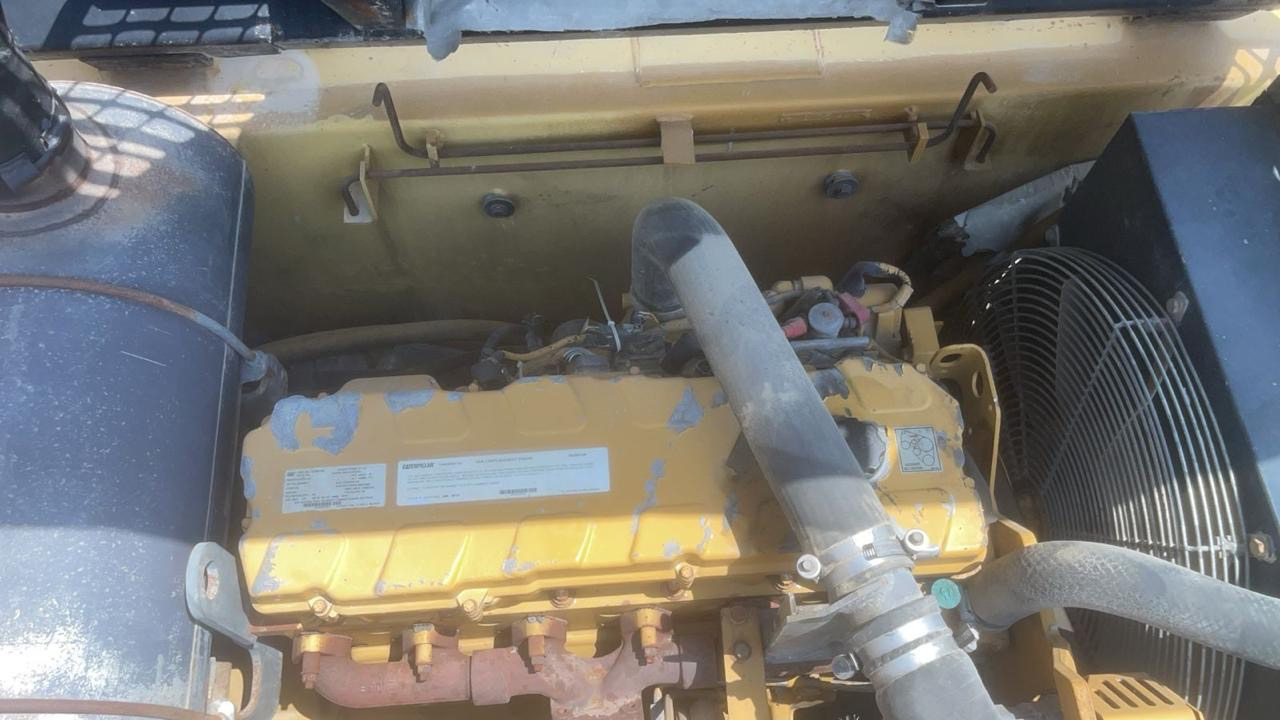 CATERPILLAR 330C - Гусеничный экскаватор: фото 3 CATERPILLAR 330C - Гусеничный экскаватор: фото 3