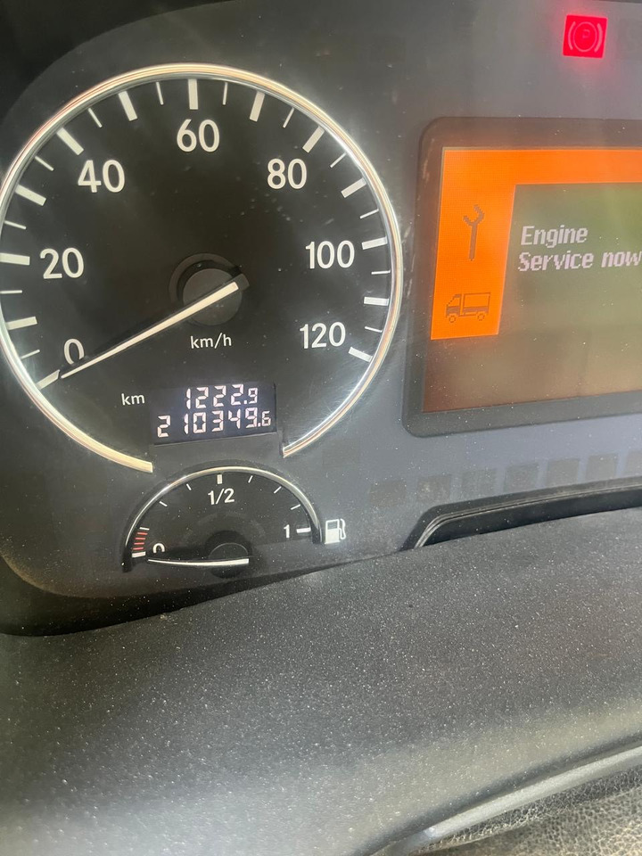 MERCEDES-BENZ Actros 3340 - Грузовик-шасси: фото 2 MERCEDES-BENZ Actros 3340 - Грузовик-шасси: фото 2