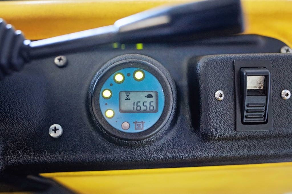 DEC Modena - Складской тягач: фото 4 DEC Modena - Складской тягач: фото 4