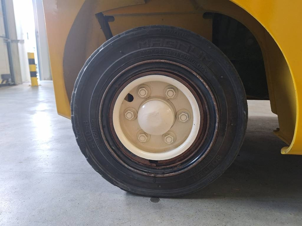 Газовый погрузчик Yale GDP 16 VX: фото 10 Газовый погрузчик Yale GDP 16 VX: фото 10