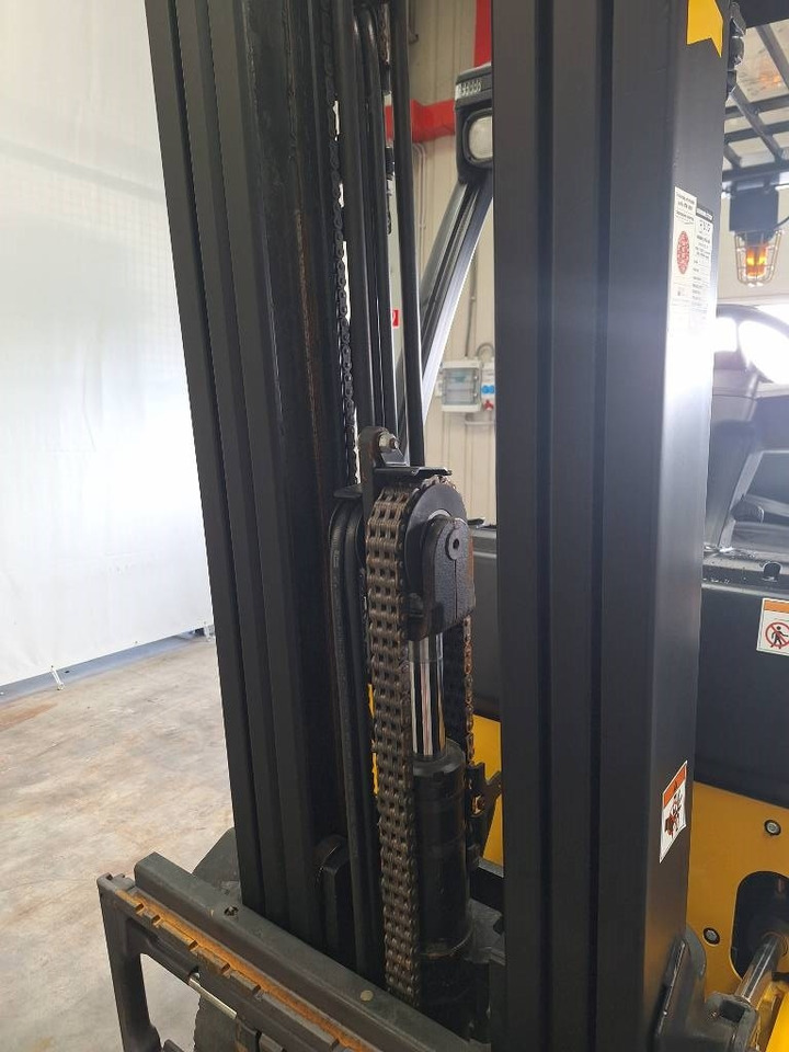 Газовый погрузчик Yale GDP 16 VX: фото 8 Газовый погрузчик Yale GDP 16 VX: фото 8