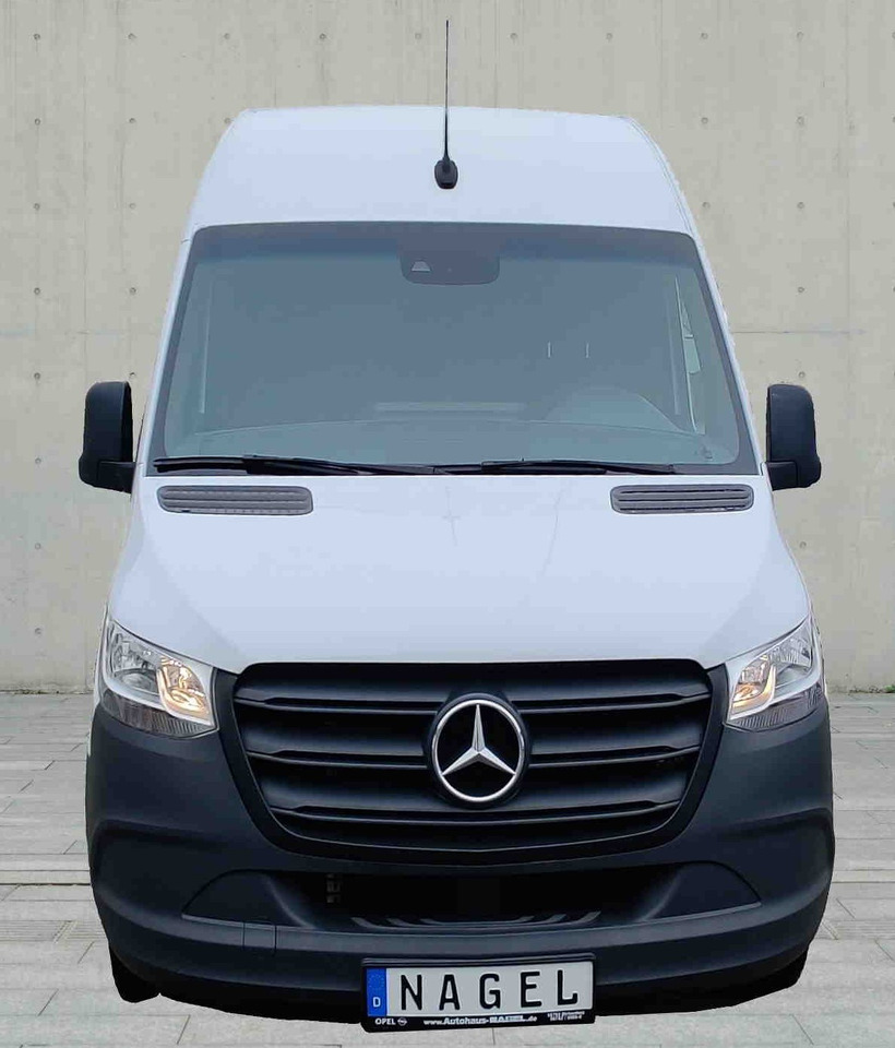 Mercedes-Benz Sprinter III Kasten RWD (907)(02.2018->) 315 CDI L2H2 Rükam Klima Apple AHK - Цельнометаллический фургон: фото 3 Mercedes-Benz Sprinter III Kasten RWD (907)(02.2018->) 315 CDI L2H2 Rükam Klima Apple AHK - Цельнометаллический фургон: фото 3