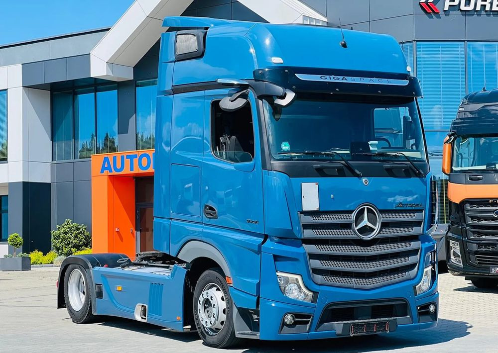 Mercedes-Benz ACTROS 1845 MEGA GIGA SPACE - Тягач: фото 1 Mercedes-Benz ACTROS 1845 MEGA GIGA SPACE - Тягач: фото 1