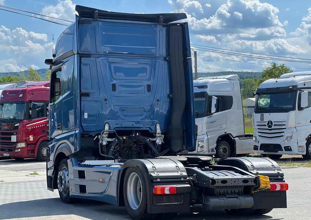 Mercedes-Benz ACTROS 1845 MEGA GIGA SPACE - Тягач: фото 4 Mercedes-Benz ACTROS 1845 MEGA GIGA SPACE - Тягач: фото 4