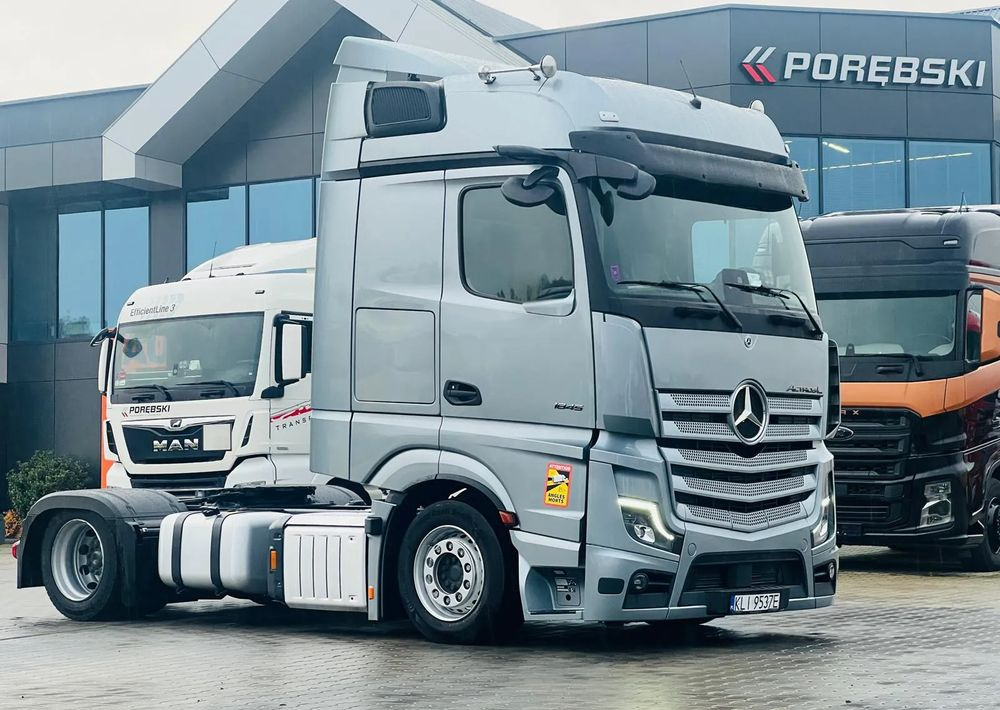 Mercedes-Benz Actros 1845 / MEGA/ Retarder olejowy/ Klima Postojowa / Aktywny tempomat ACC/ Salonka ! - Тягач: фото 5 Mercedes-Benz Actros 1845 / MEGA/ Retarder olejowy/ Klima Postojowa / Aktywny tempomat ACC/ Salonka ! - Тягач: фото 5