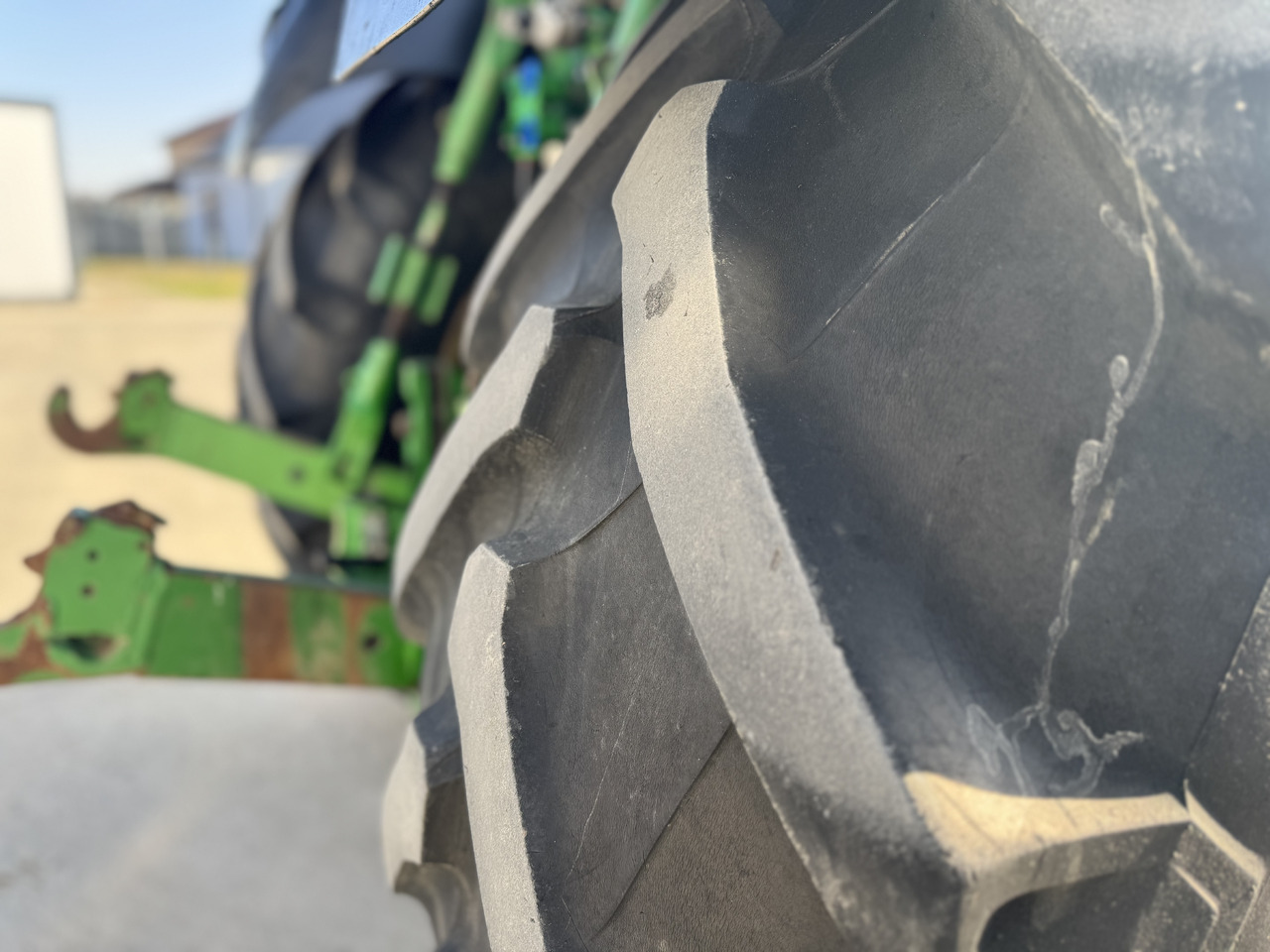 John Deere 6190 R ( 1) - Трактор: фото 3 John Deere 6190 R ( 1) - Трактор: фото 3