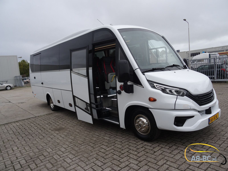 Iveco Aveuro Tourna 35 Seats EURO 6 - Туристический автобус: фото 1 Iveco Aveuro Tourna 35 Seats EURO 6 - Туристический автобус: фото 1