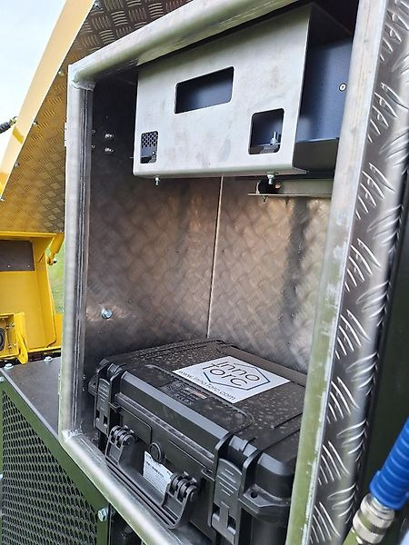 Измельчитель древесины Wüst Hacker SMC 812 TCR: фото 12 Измельчитель древесины Wüst Hacker SMC 812 TCR: фото 12