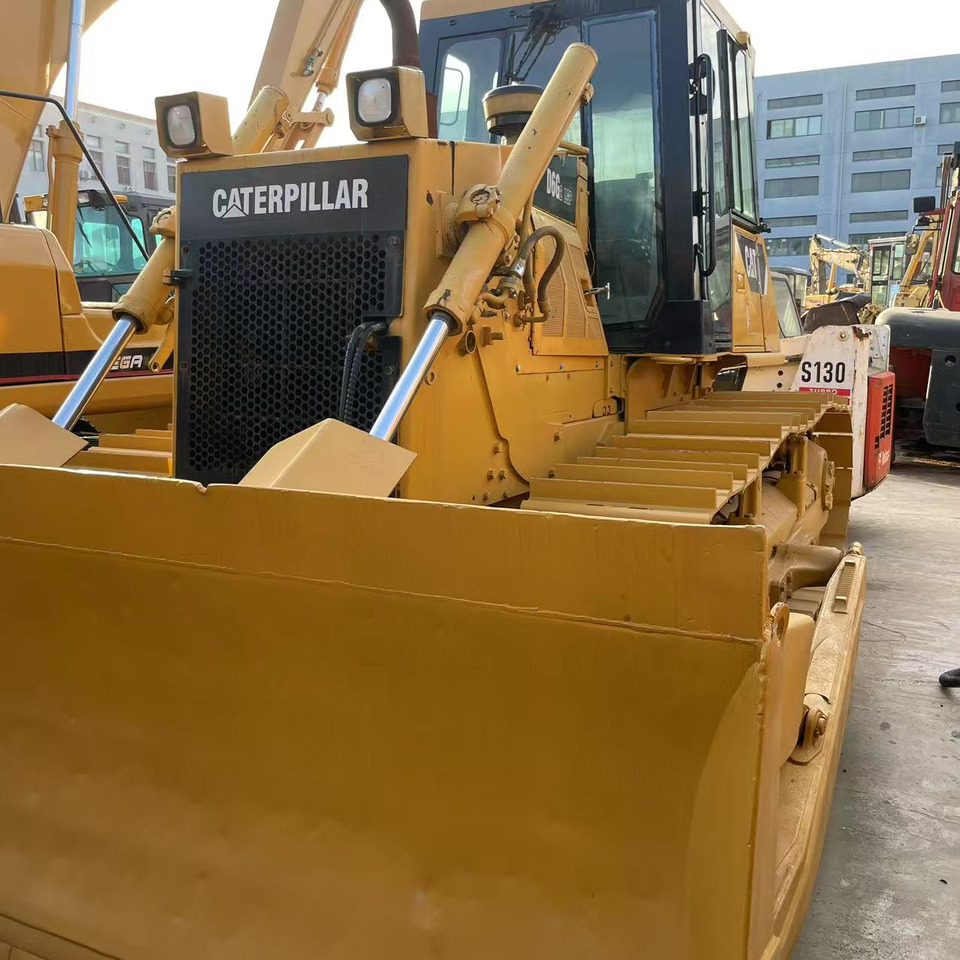 CATERPILLAR CAT d6g - Бульдозер: фото 2 CATERPILLAR CAT d6g - Бульдозер: фото 2