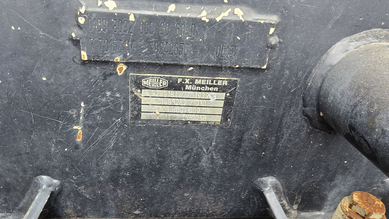 Самосвал MAN TGS 35 400: фото 21