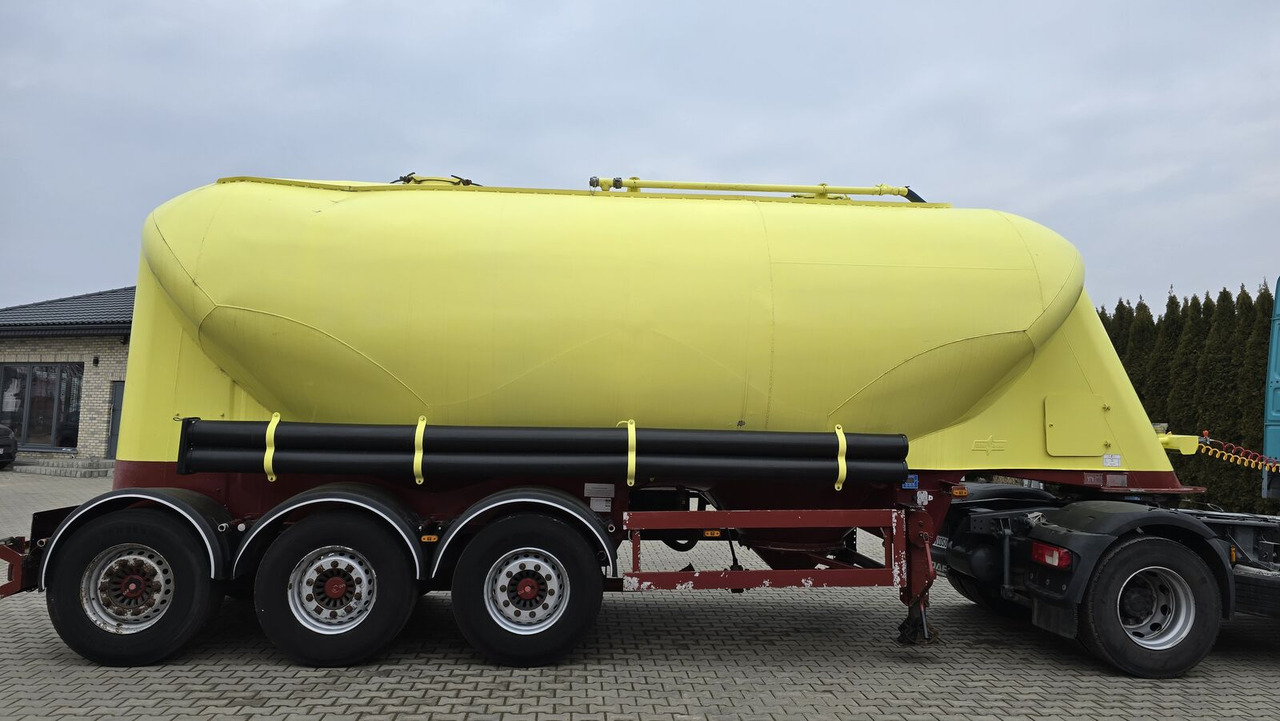 Spitzer Eurovac - Полуприцеп цистерна для сыпучих грузов: фото 2 Spitzer Eurovac - Полуприцеп цистерна для сыпучих грузов: фото 2