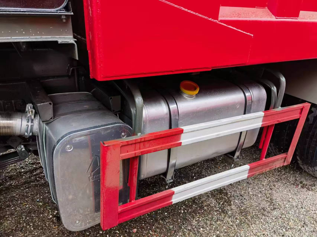 HOWO 371 - Самосвал: фото 5 HOWO 371 - Самосвал: фото 5