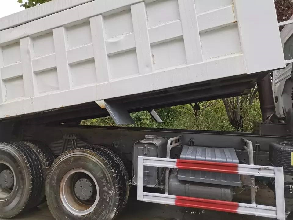 Howo 371 - Самосвал: фото 4 Howo 371 - Самосвал: фото 4