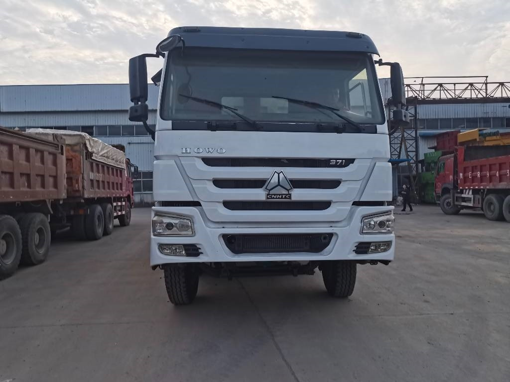 Howo 371 - Самосвал: фото 2 Howo 371 - Самосвал: фото 2