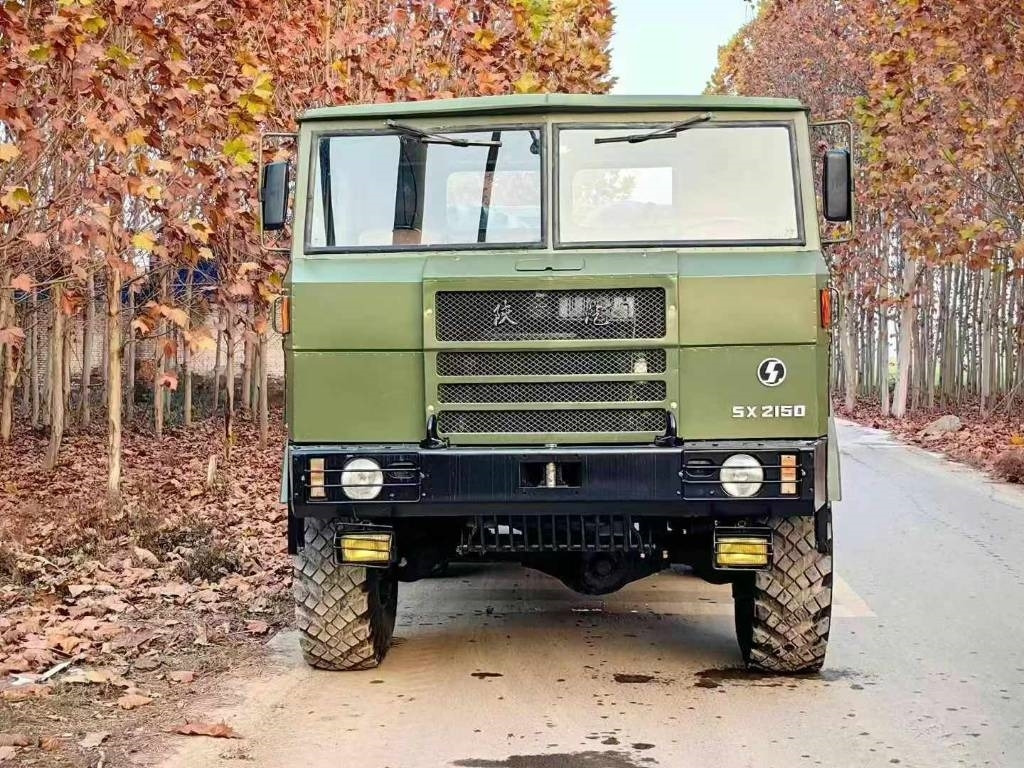 Shaanxi Shacman - Грузовик бортовой/ Платформа: фото 2 Shaanxi Shacman - Грузовик бортовой/ Платформа: фото 2