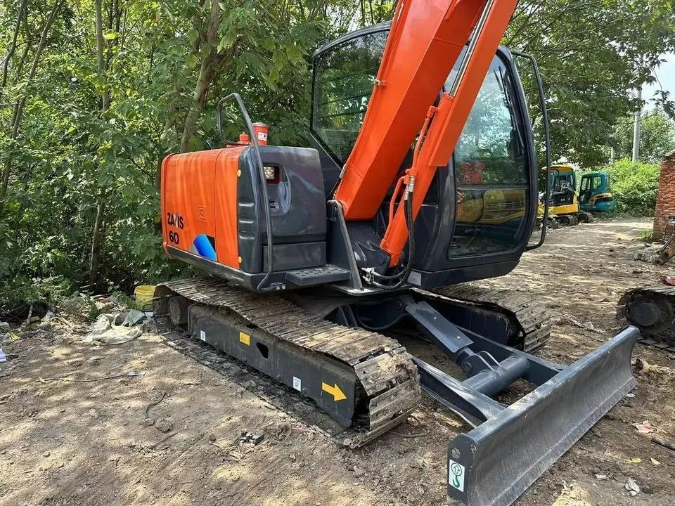 Hitachi ZX60 - Мини-экскаватор: фото 4 Hitachi ZX60 - Мини-экскаватор: фото 4