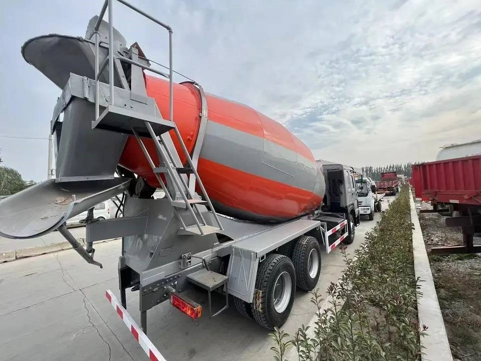 Howo 371 6x4 - Автобетоносмеситель: фото 5 Howo 371 6x4 - Автобетоносмеситель: фото 5