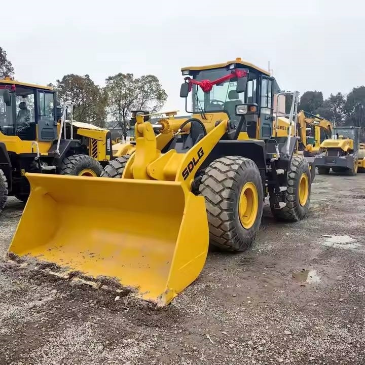 SDLG LG956F - Колёсный погрузчик: фото 2 SDLG LG956F - Колёсный погрузчик: фото 2