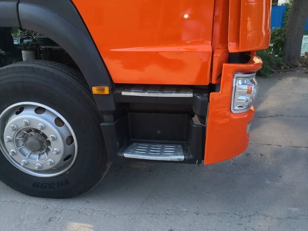 Тягач Howo 420 6x4: фото 7 Тягач Howo 420 6x4: фото 7