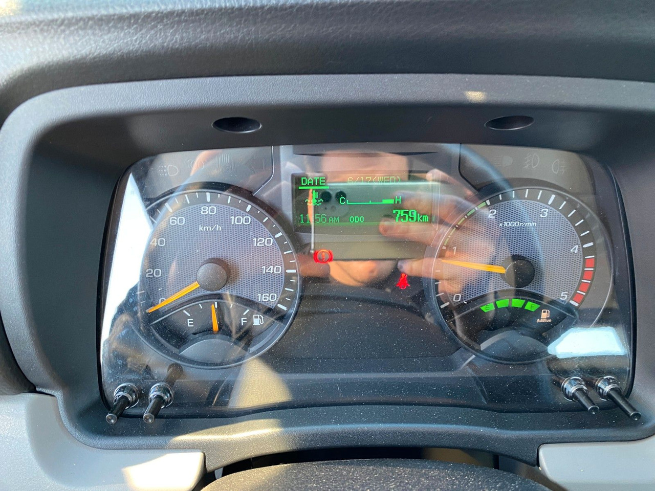 Mitsubishi FUSO CANTER 6C18 4WD PRITSCHE+PM 6522P KRAN - Малотоннажный бортовой грузовик: фото 4 Mitsubishi FUSO CANTER 6C18 4WD PRITSCHE+PM 6522P KRAN - Малотоннажный бортовой грузовик: фото 4