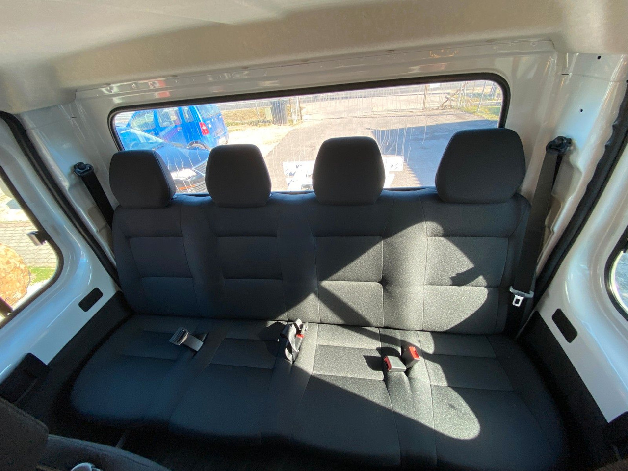 Peugeot BOXER CHDC L4 HEAVY PRITSCHE - Малотоннажный бортовой грузовик, Грузопассажирский фургон: фото 5 Peugeot BOXER CHDC L4 HEAVY PRITSCHE - Малотоннажный бортовой грузовик, Грузопассажирский фургон: фото 5