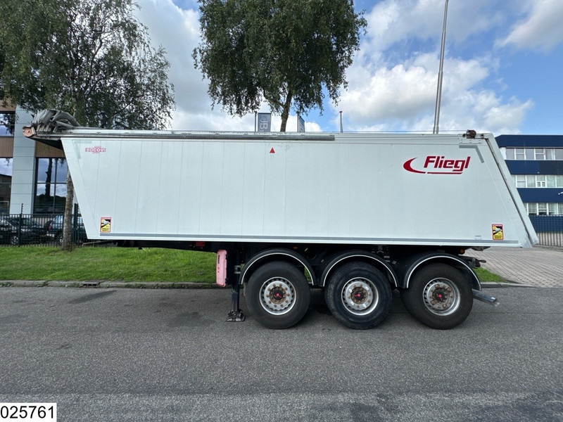 Fliegl kipper - Самосвальный полуприцеп: фото 2 Fliegl kipper - Самосвальный полуприцеп: фото 2