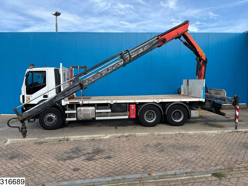 Iveco Trakker 360 6x4, EURO 6, Palfinger, Remote - Грузовик бортовой/ Платформа, Автоманипулятор: фото 3 Iveco Trakker 360 6x4, EURO 6, Palfinger, Remote - Грузовик бортовой/ Платформа, Автоманипулятор: фото 3