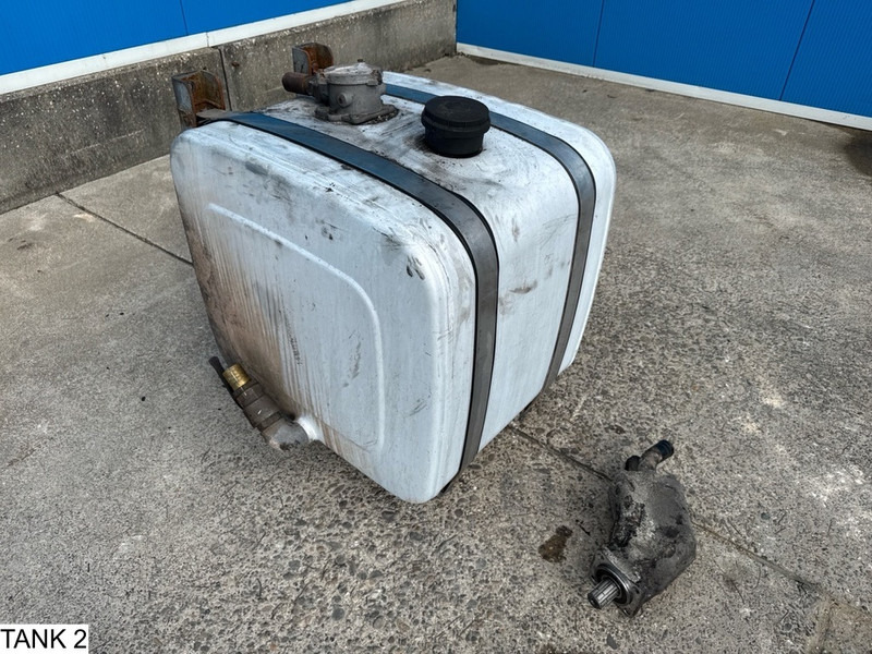 Universeel Pump and tank - Бак для гидравлической жидкости: фото 2 Universeel Pump and tank - Бак для гидравлической жидкости: фото 2