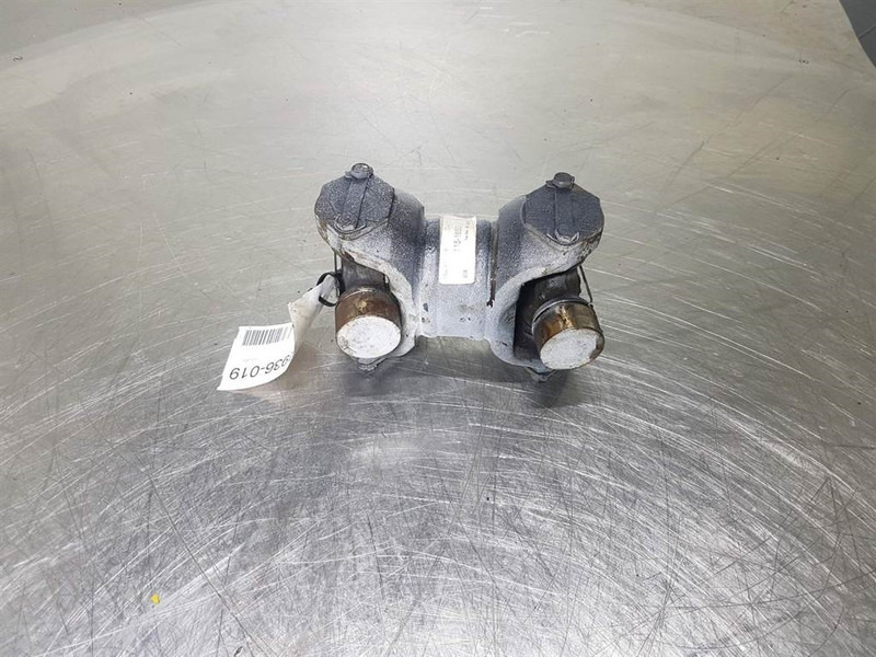 Cat 950H-115-1650-Propshaft/Gelenkwelle/Cardanas - Ось и запчасти для Строительной техники: фото 1 Cat 950H-115-1650-Propshaft/Gelenkwelle/Cardanas - Ось и запчасти для Строительной техники: фото 1