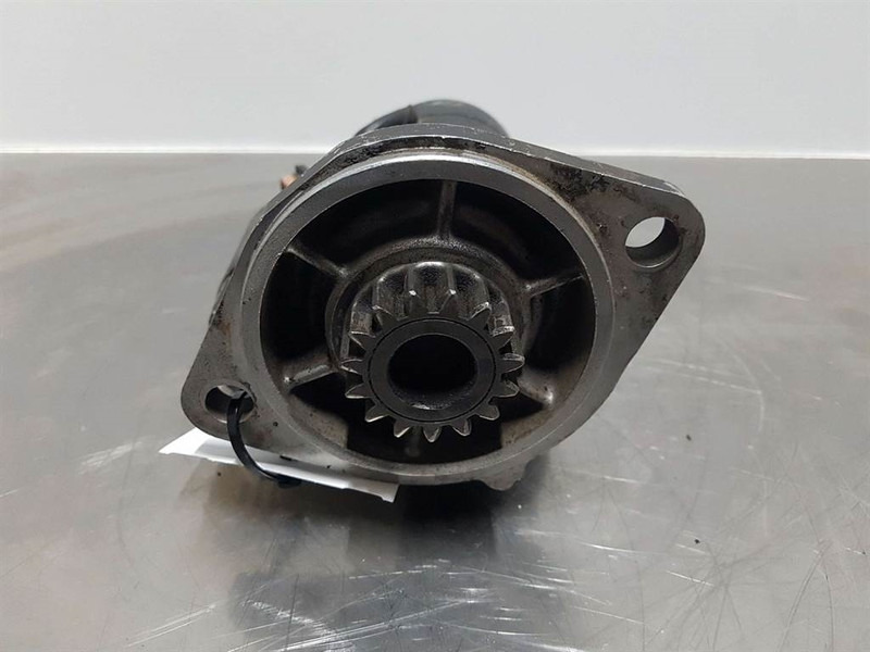 Hitachi 12V 15T 2,5KW - Starter/Anlasser/Startmotor - Двигатель для Строительной техники: фото 4 Hitachi 12V 15T 2,5KW - Starter/Anlasser/Startmotor - Двигатель для Строительной техники: фото 4