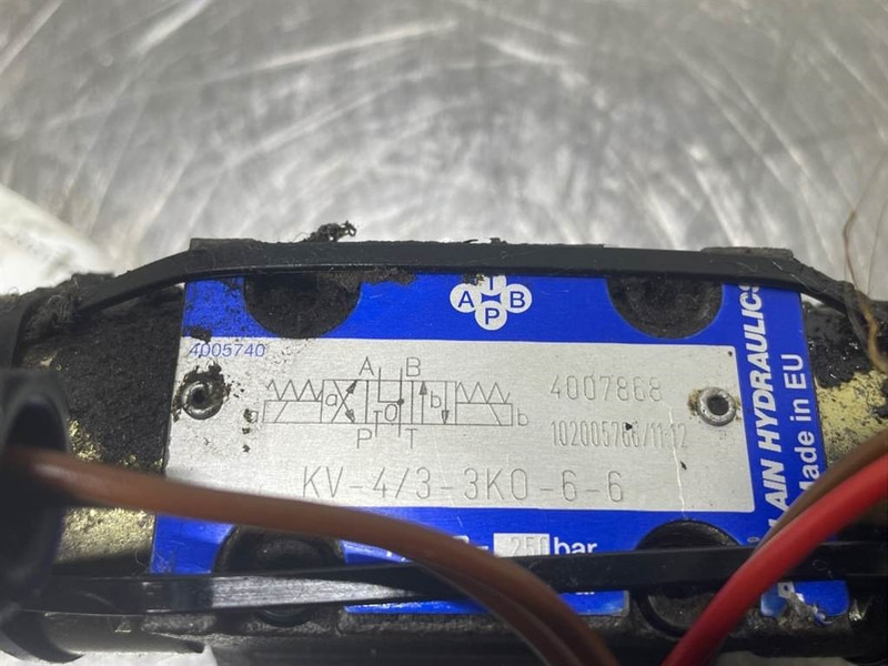 New Holland KV-4/3-3KO-6-6 - Гидравлика для Строительной техники: фото 5 New Holland KV-4/3-3KO-6-6 - Гидравлика для Строительной техники: фото 5