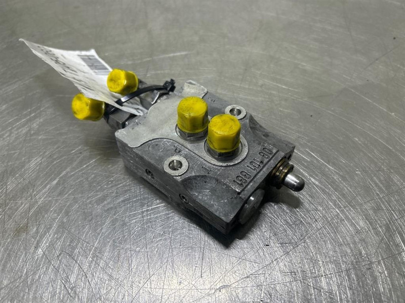 Terex TW150-6047883-Valve/Ventile/Ventiel - Гидравлика для Строительной техники: фото 1 Terex TW150-6047883-Valve/Ventile/Ventiel - Гидравлика для Строительной техники: фото 1