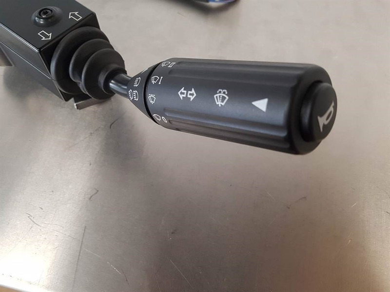 Volvo L20B/L25B - ZM2808703 - Steer col switch - Подрулевой переключатель для Строительной техники: фото 3 Volvo L20B/L25B - ZM2808703 - Steer col switch - Подрулевой переключатель для Строительной техники: фото 3
